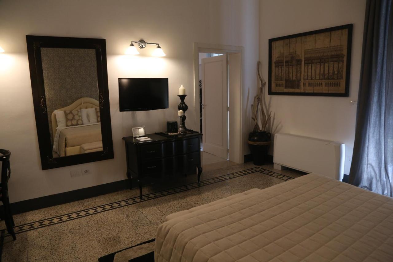 Bed and Breakfast Palazzo Bignami Lecce Exterior foto